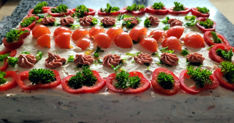 Kasvis voileipäkakku